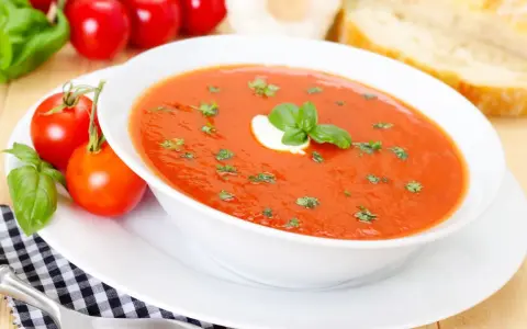 Twoja idealna zupa pomidorowa: przepis, sekrety, triki eksperta