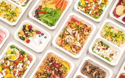 Catering dietetyczny: Co to, jak działa i czy to dla Ciebie?