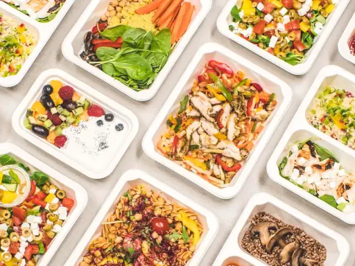 Catering dietetyczny: Co to, jak działa i czy to dla Ciebie?
