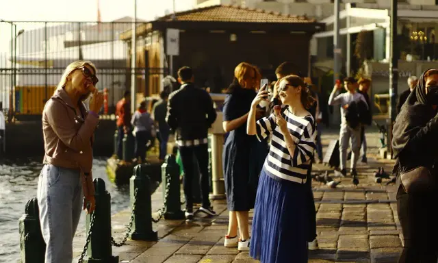 Jedzenie na Węgrzech: Ile kosztuje obiad? Ceny i sposoby na oszczędności